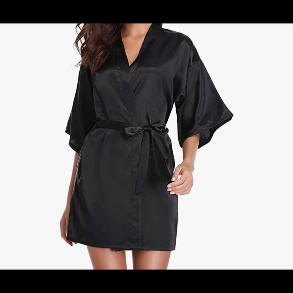Satin Women’s Short Kimono Black Robe